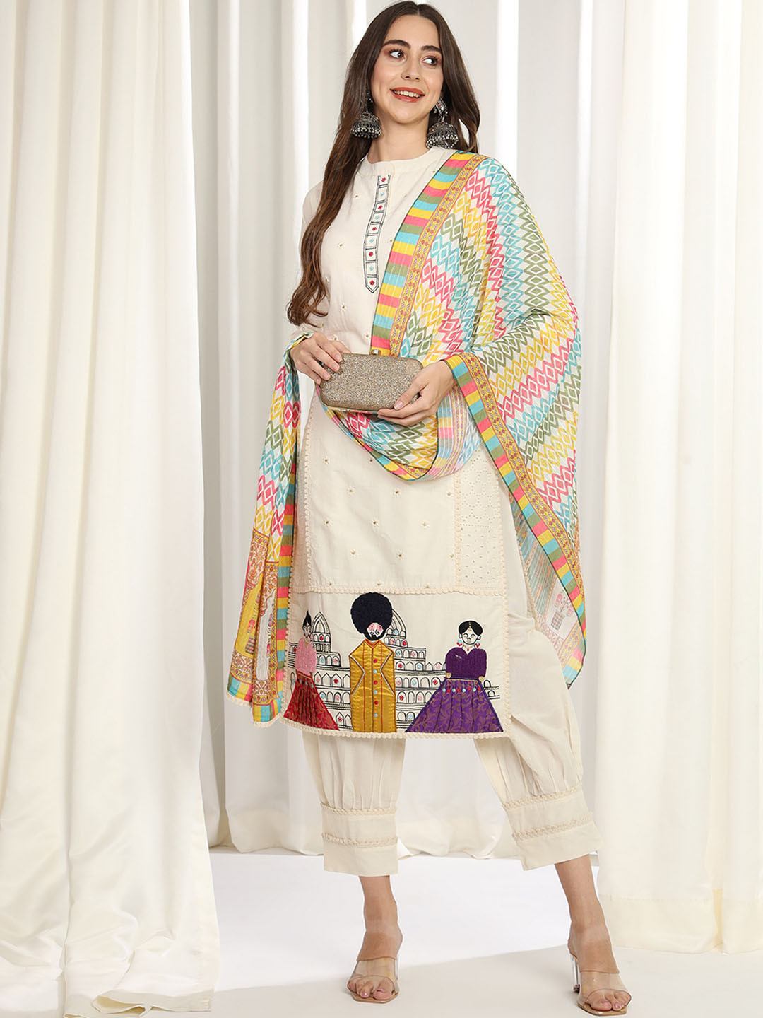 

ASPORA Floral Embroidered Thread Work Pure Cotton Kurta & Harem Pants With Dupatta, Off white