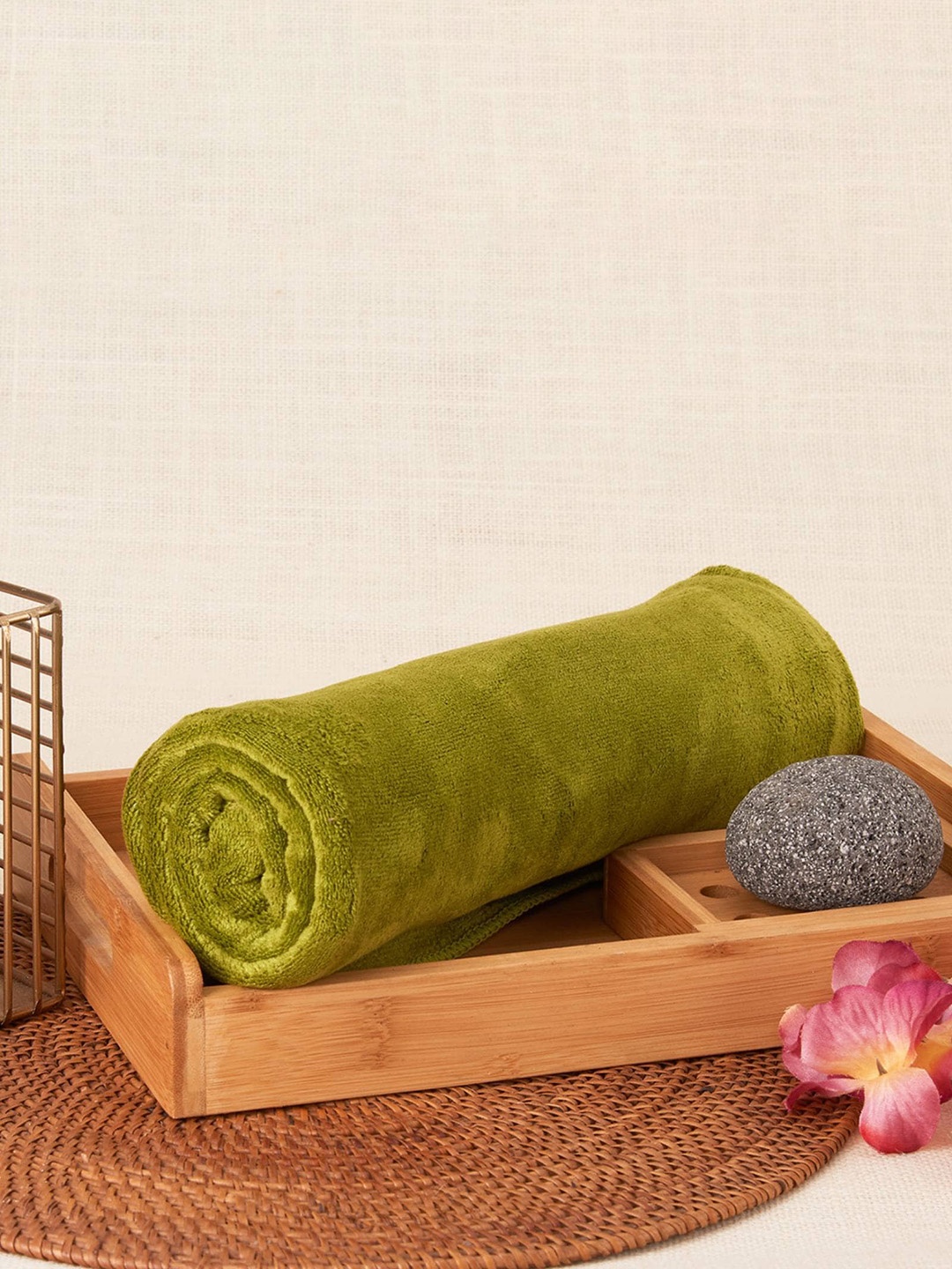

Black gold Green 2-Pieces 300 GSM Microfiber Quick Dry Bath Towels