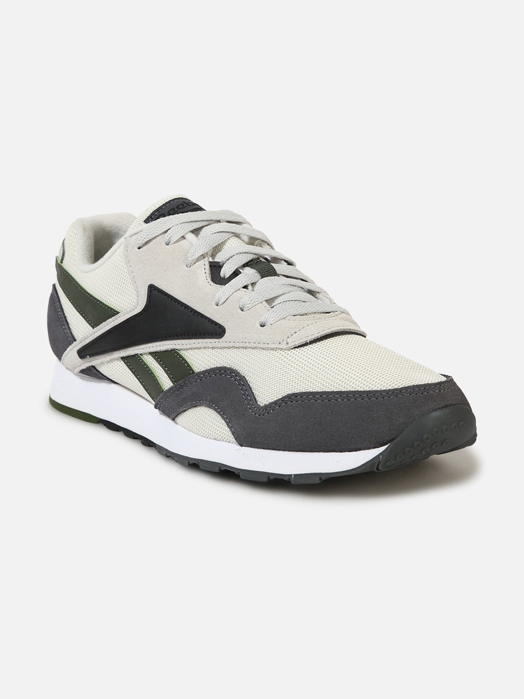 

Reebok Classic Men Classic Nylon Plus Colourblocked Running Sports Shoes, White