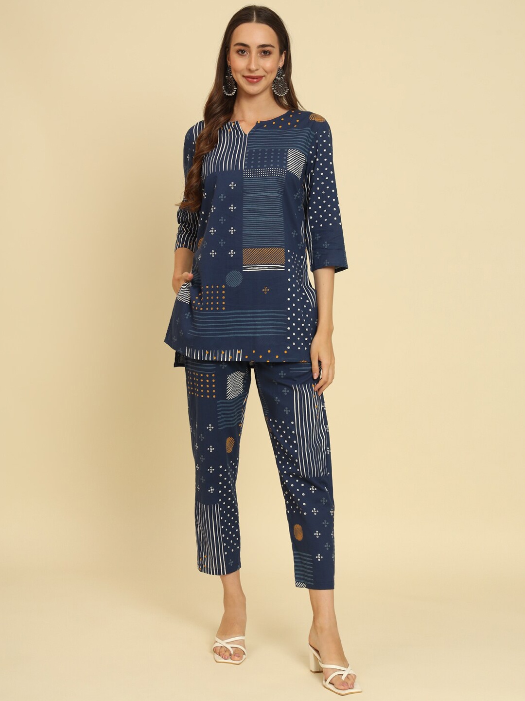 

Sutidora Geometric Printed Regular Pure Cotton Kurti with Trousers, Blue