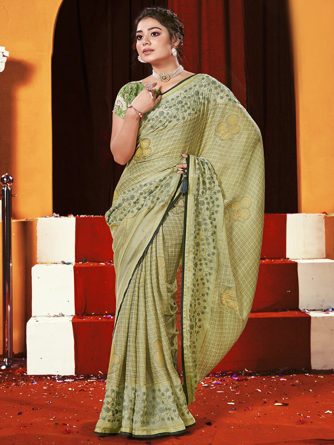 

KALINI Checked Embroidered Brasso Saree, Gold