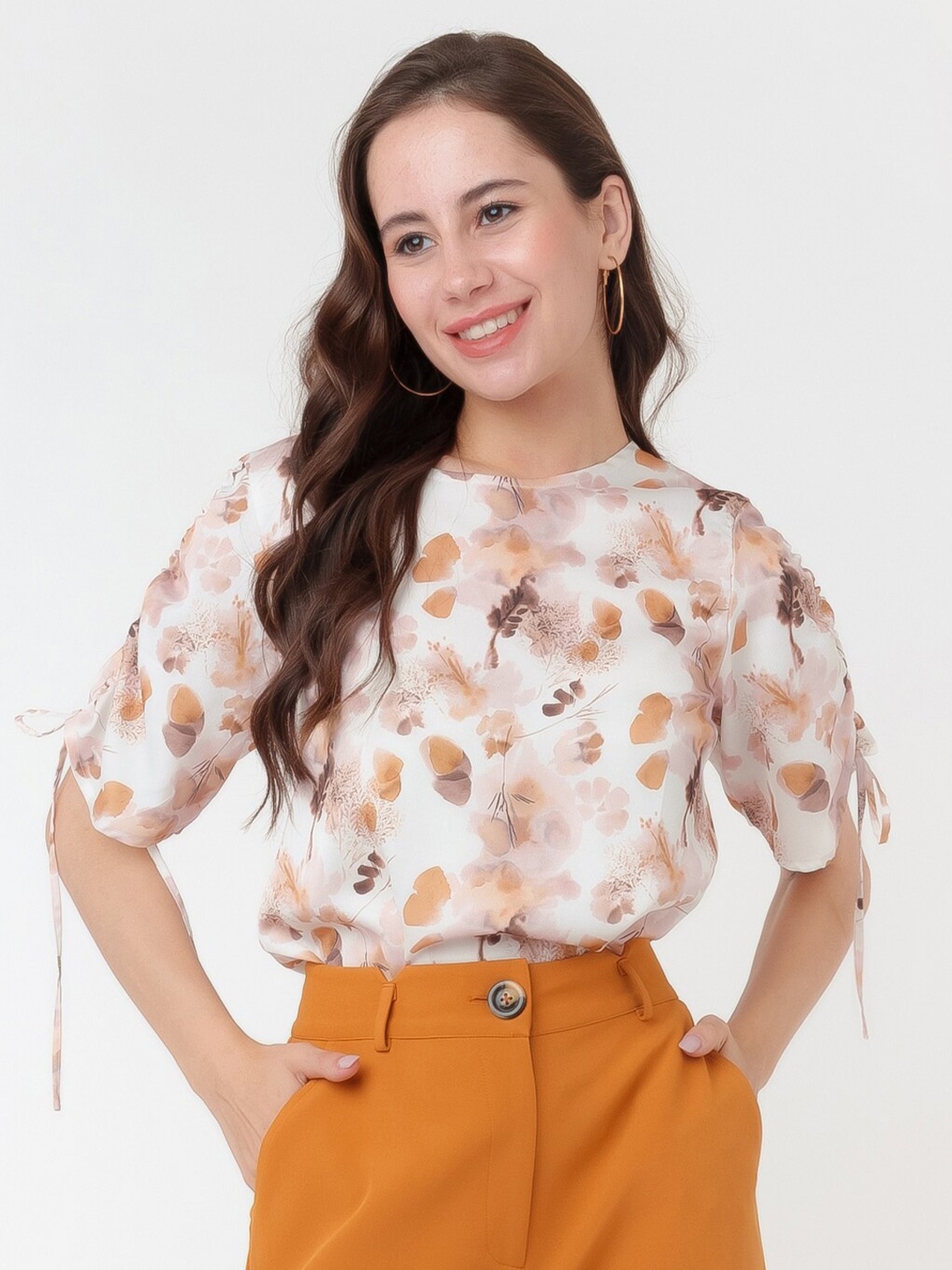 

Zink London Floral Printed Tie-Up Sleeves Top, Off white