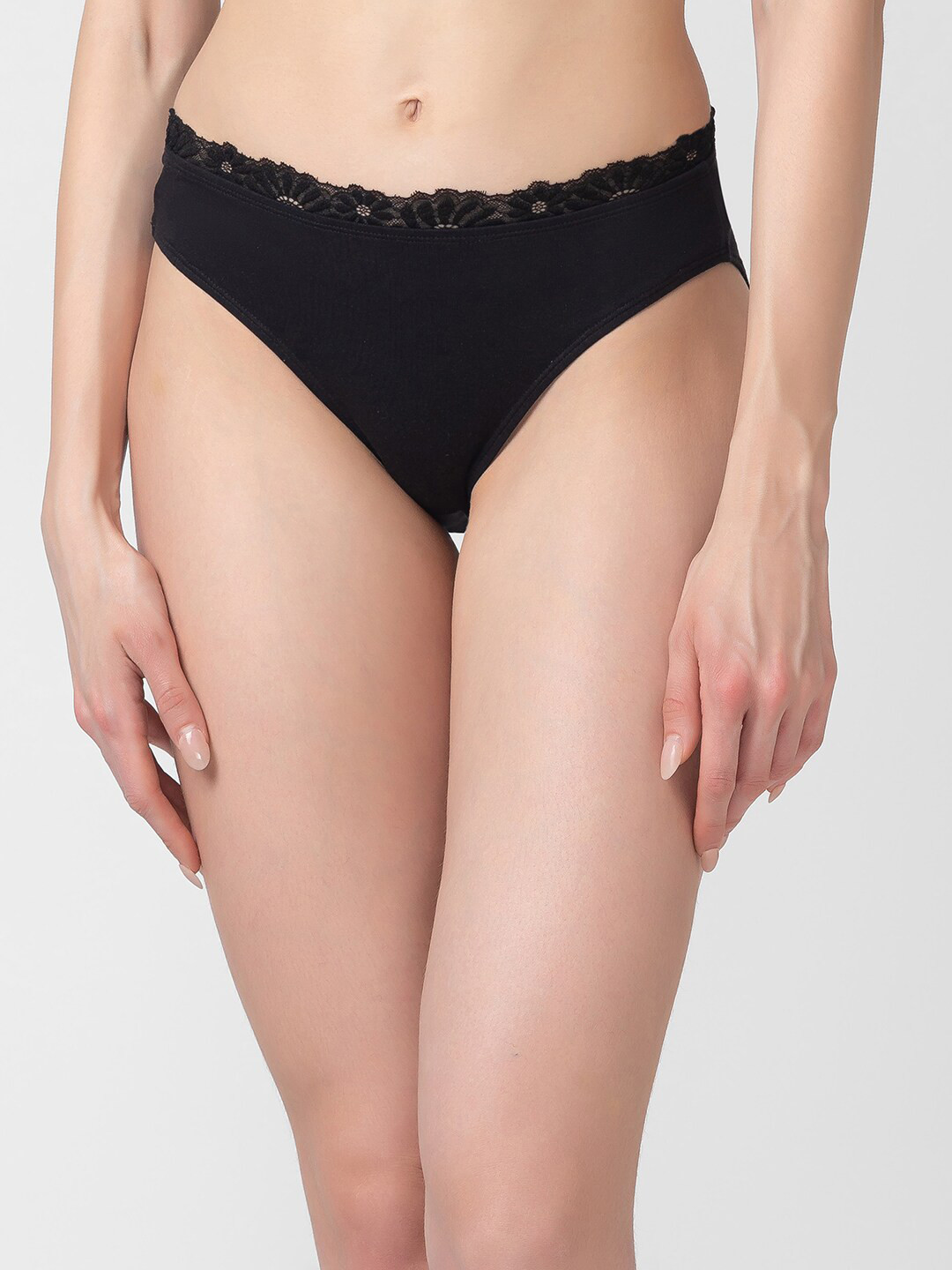 

Candyskin Mid Rise Lace Anti Bacterial Basic Briefs, Black