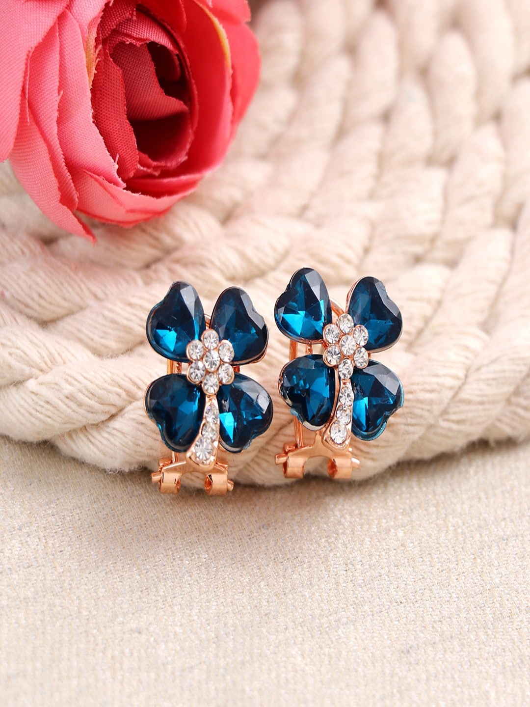 

UNIVERSITY TRENDZ Gold-Plated Crystal-Studded Floral-Studded Studs Earrings