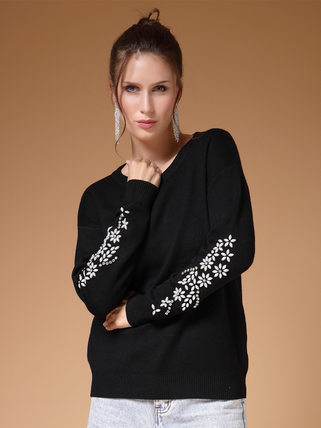 

Mafadeny Floral Embellished Round Neck Long Sleeves Pullover Sweater, Black