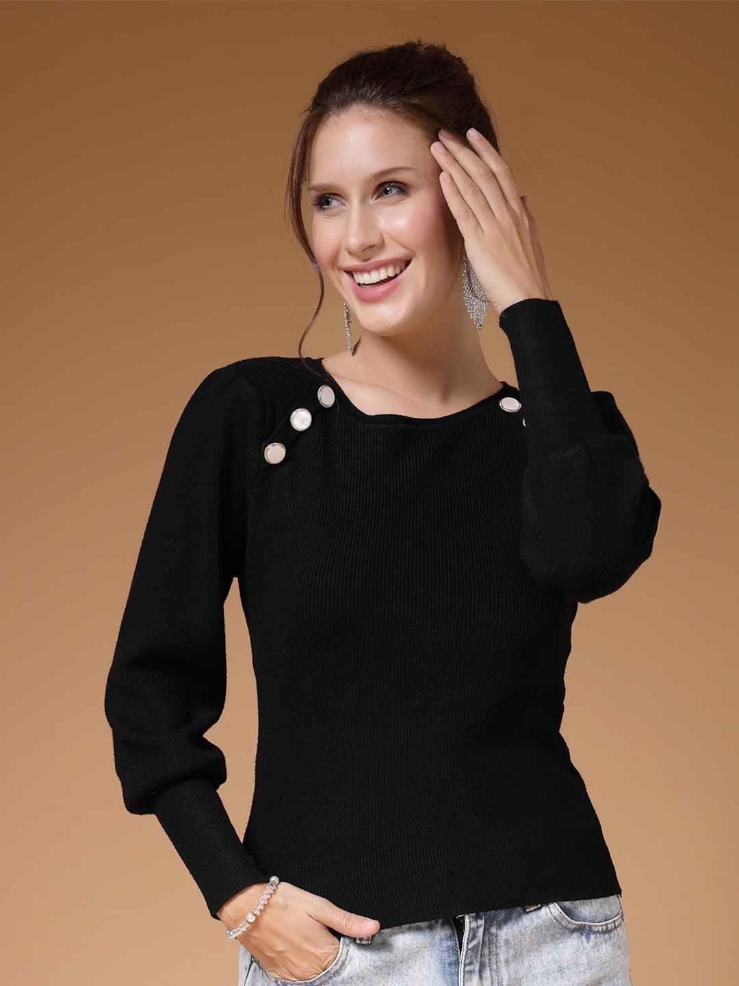 

Mafadeny Round Neck Pullover, Black