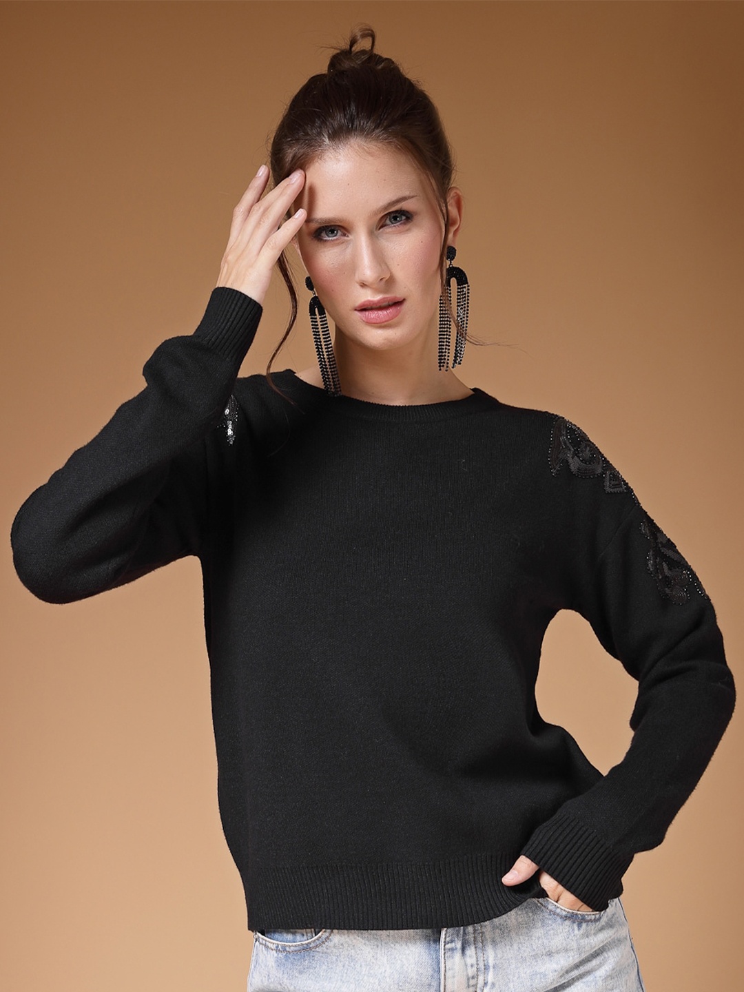 

Mafadeny Embellished Round Neck Long Sleeves Pullover Sweater, Black
