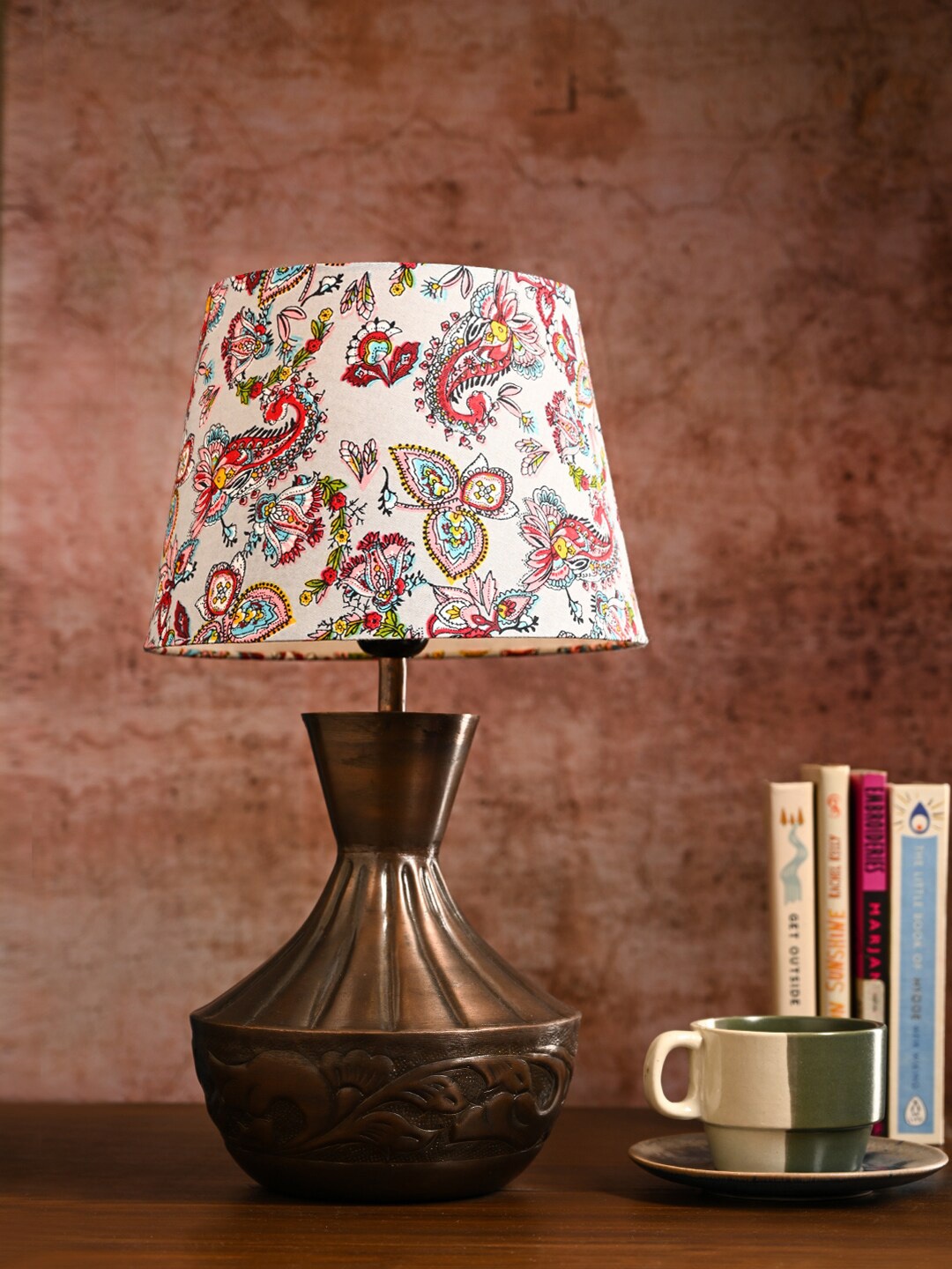 

green girgit Red & Copper Floral Printed Frustum Shape Copper Base Table Lamp
