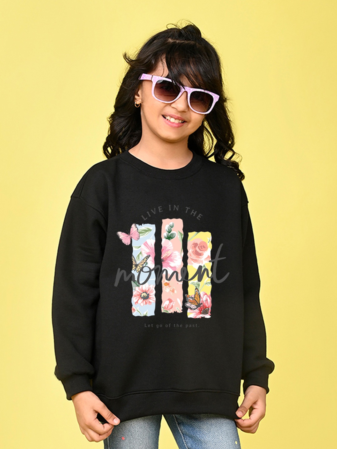

NUSYL Girls Moment Printed Oversized Fleece Pullover, Black