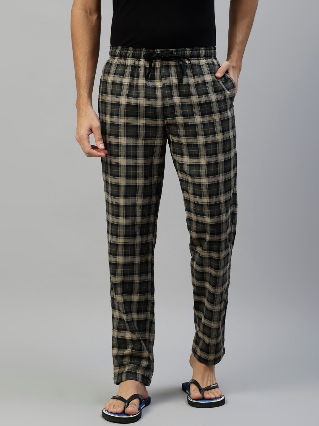 

DON VINO Men Mid-Rise Checked Lounge Pants, Black