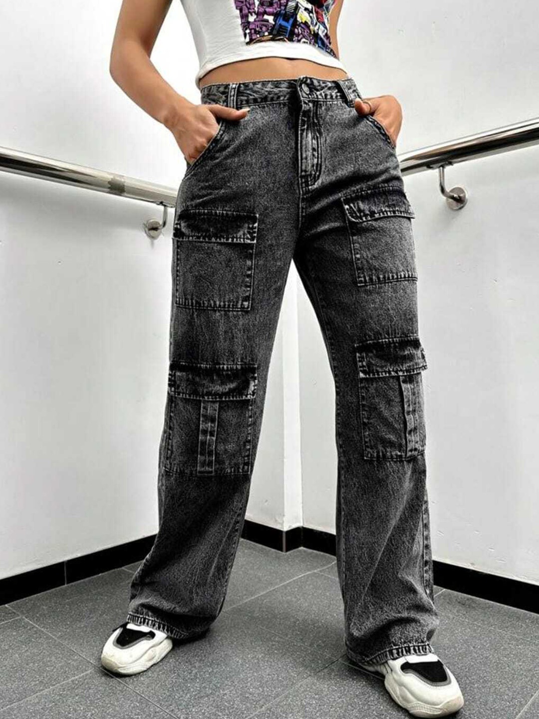 

Next One Women Smart Wide Leg Low-Rise Heavy Fade Cotton Stretchable Jeans, Black