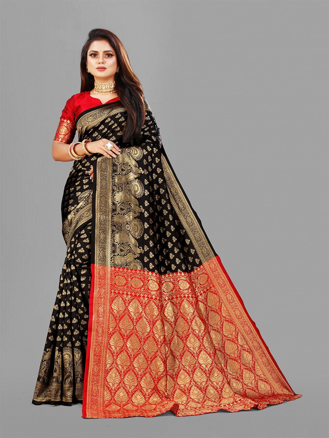 

VEDANT VASTRAM Ethnic Motifs Woven Design Zari Banarasi Saree, Black