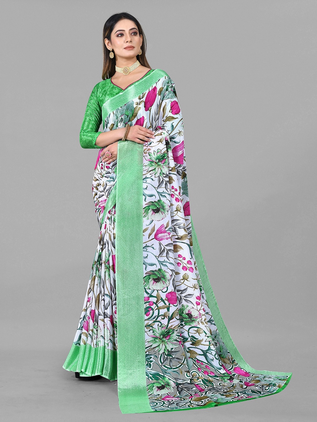

VEDANT VASTRAM Floral Printed Mysore Silk Saree, White
