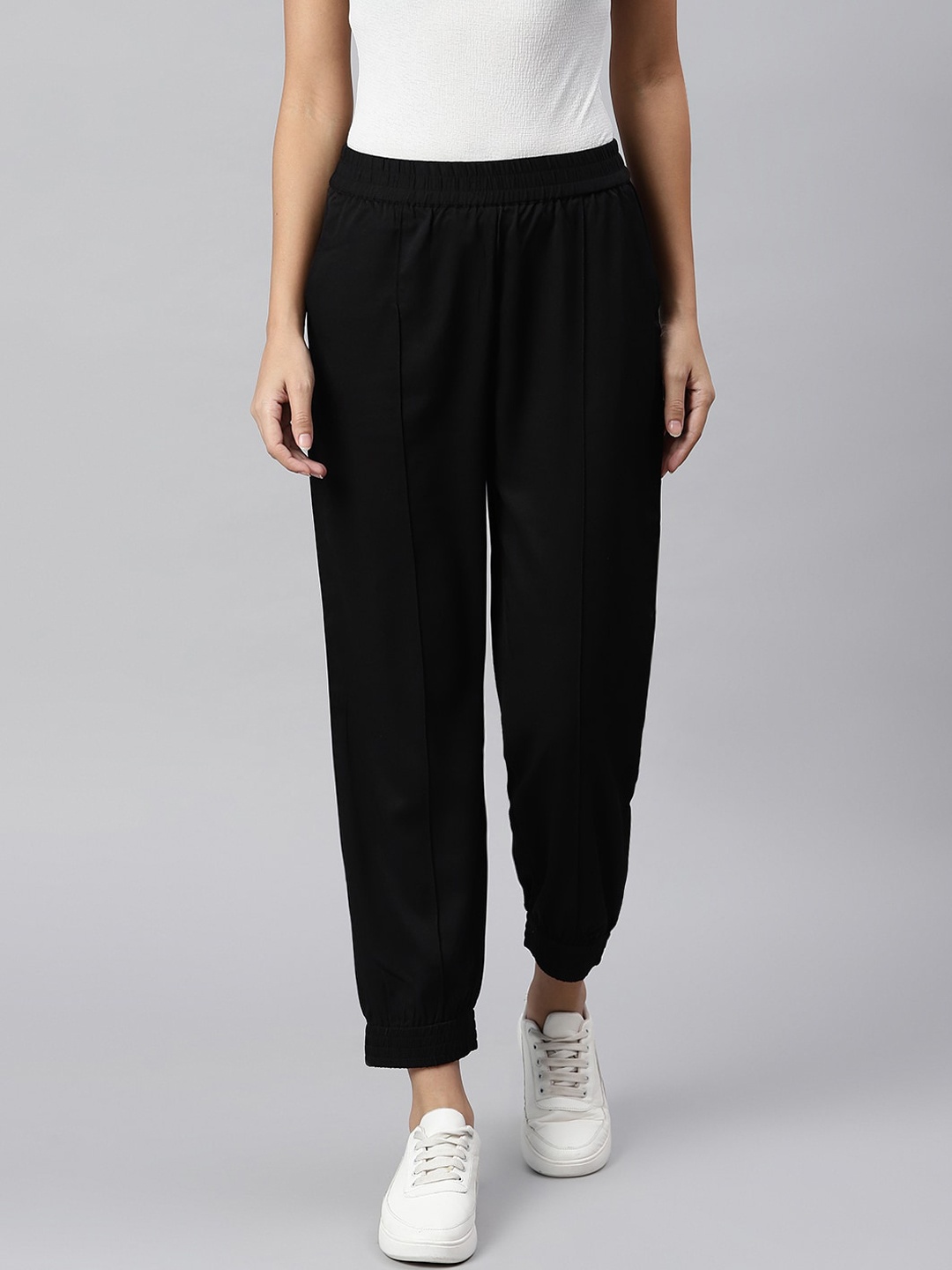 

JUNE & HARRY Women Relaxed Tapered Fit High-Rise Joggers Trousers, Black