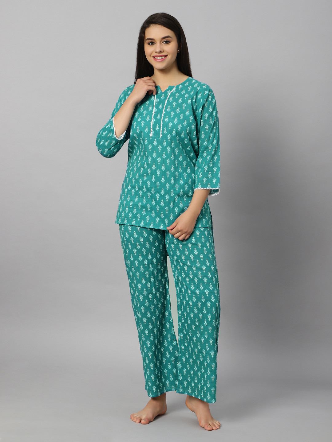 

HotGown Women Printed Cotton Night Suit, Green