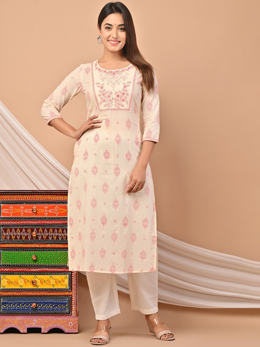 

PUKHYA Ethnic Motifs Printed Thread Work Cotton Straight Kurta, Off white