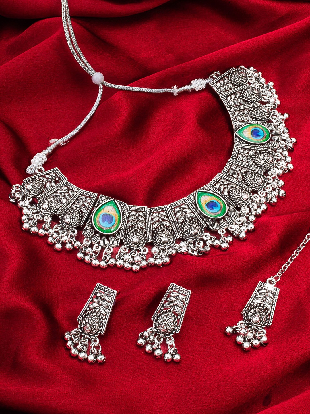 

aadita Silver-Plated Stones-Studded & Beaded Jewellery Set