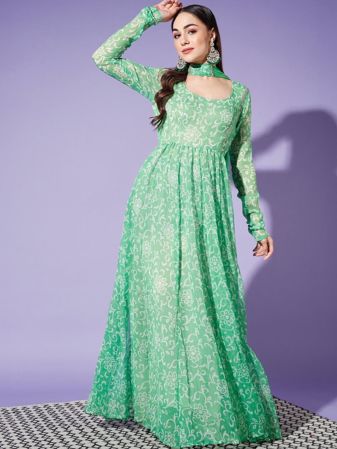

SCORPIUS Floral Printed Pleated Ethnic Dress With Dupatta, Green