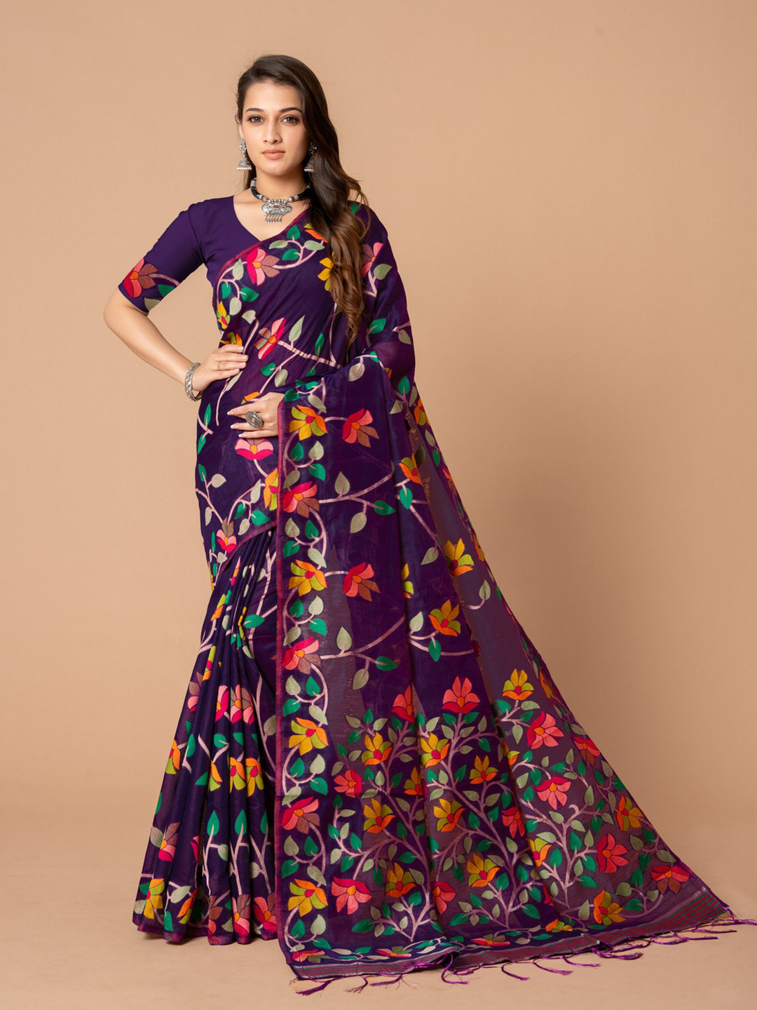 

GAJARAI Floral Woven Design Pure Cotton Jamdani Saree, Purple