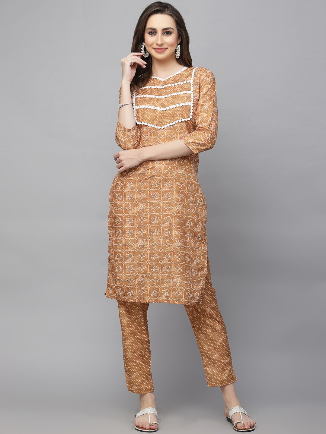 

18 ATTITUDE Bandhani Printed Kurta with Trousers, Orange