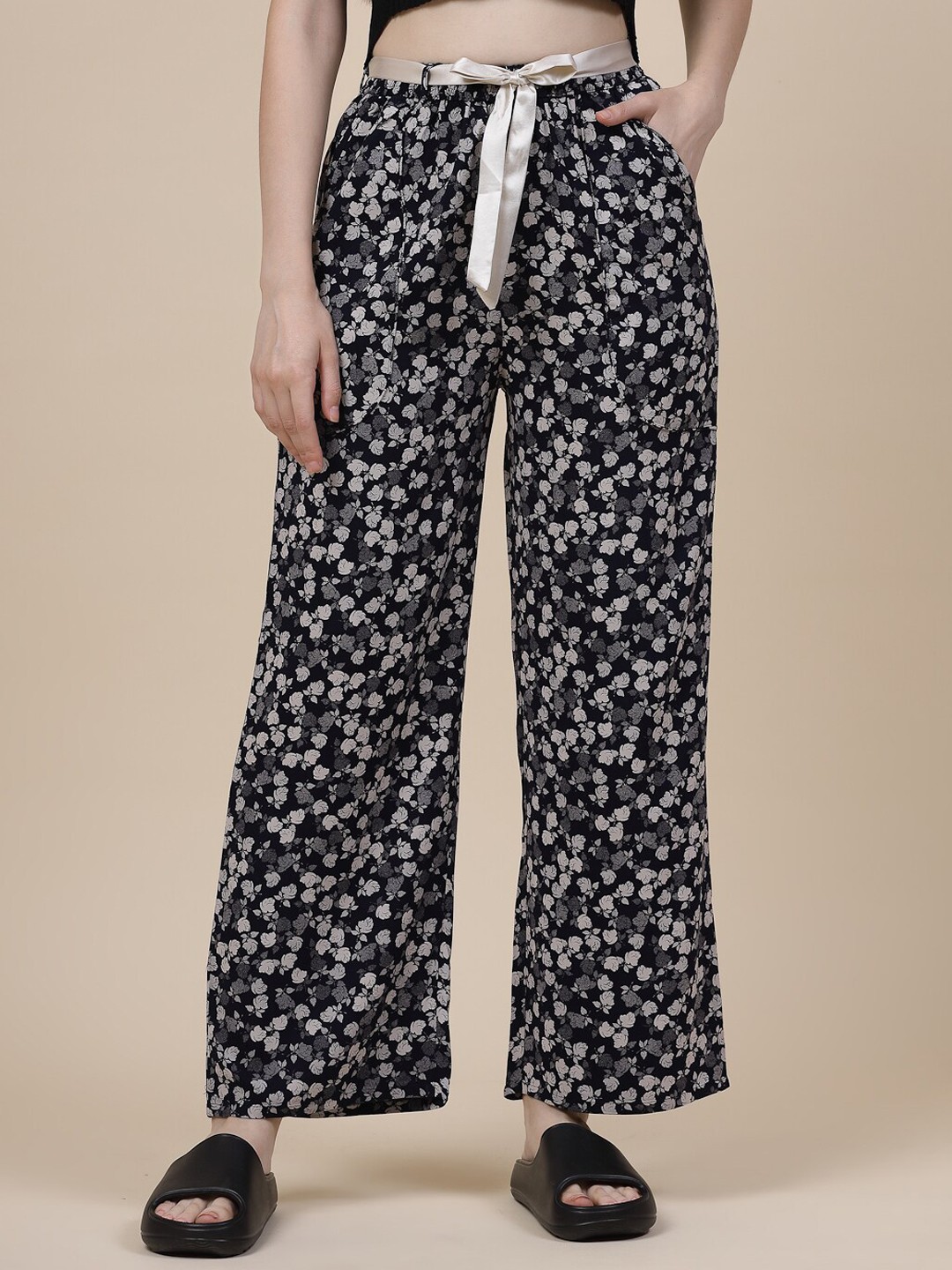 

Sweet Dreams Women Printed Flared Lounge Pants, Black