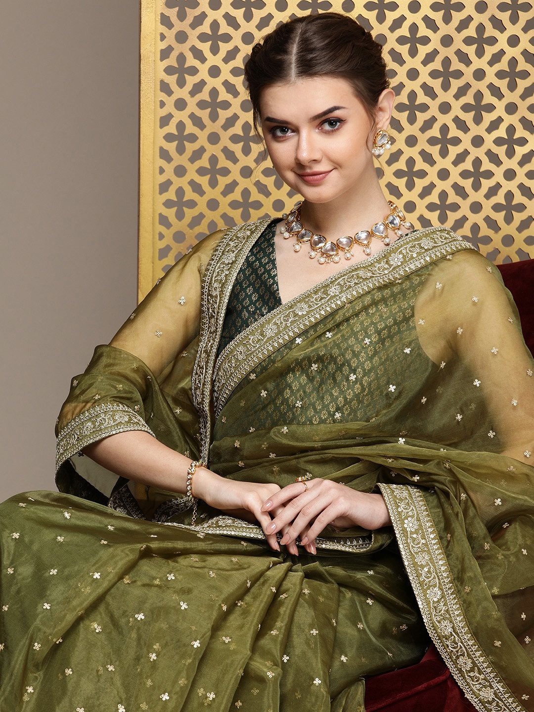 

House of Pataudi Embroidered Sequinned Organza Saree, Green