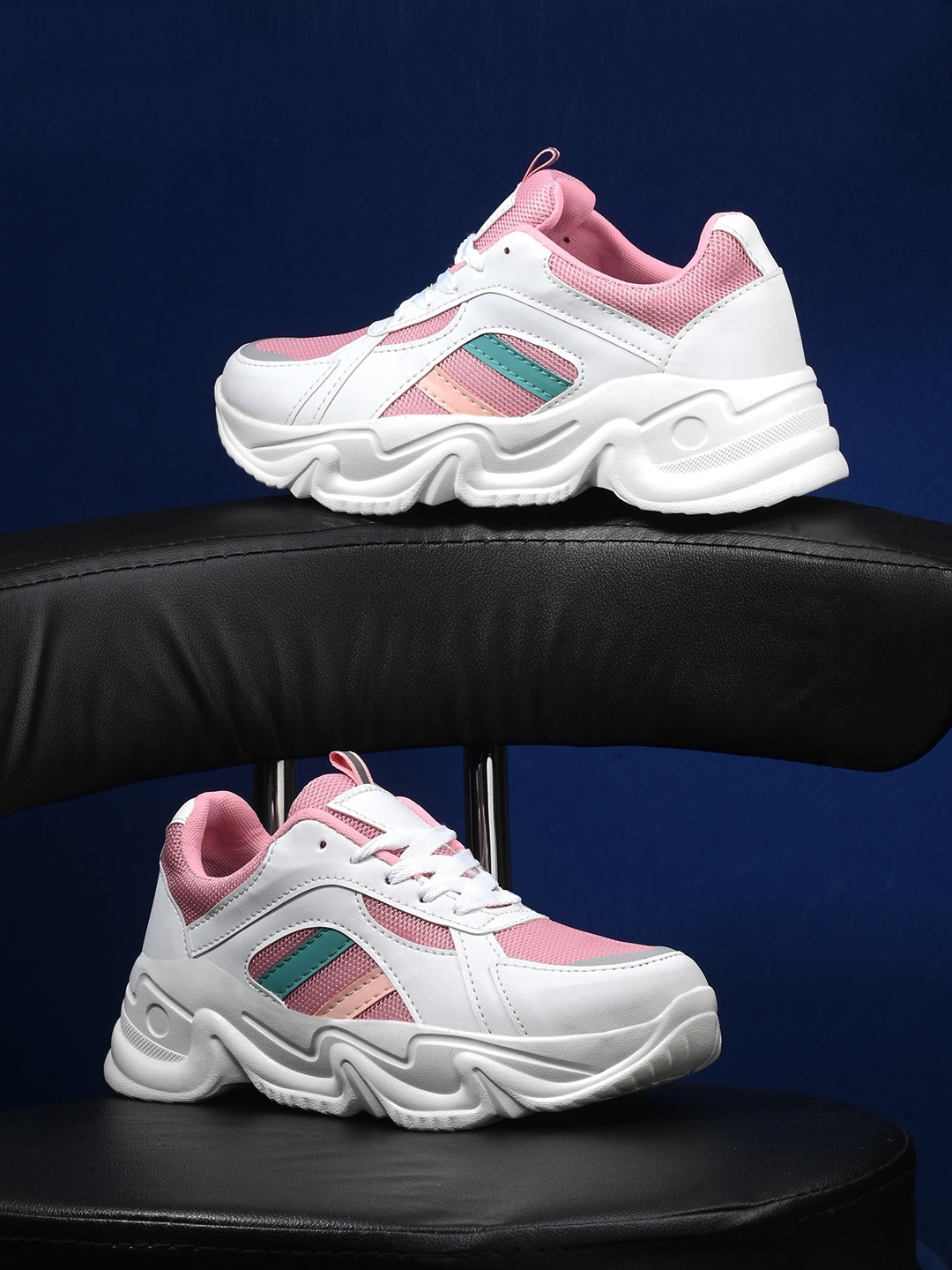

AfroJack Women Colourblocked Mesh Basics Sneakers, White