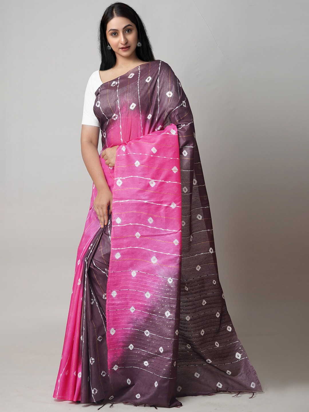 

Unnati Silks Tie and Dye Sequinned Silk Cotton Leheriya Saree, Pink