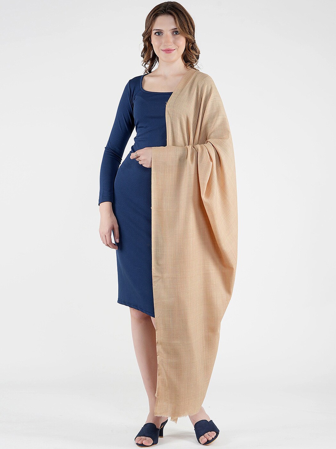 

MUFFLY Lightweight Pure Wool Shawl, Beige