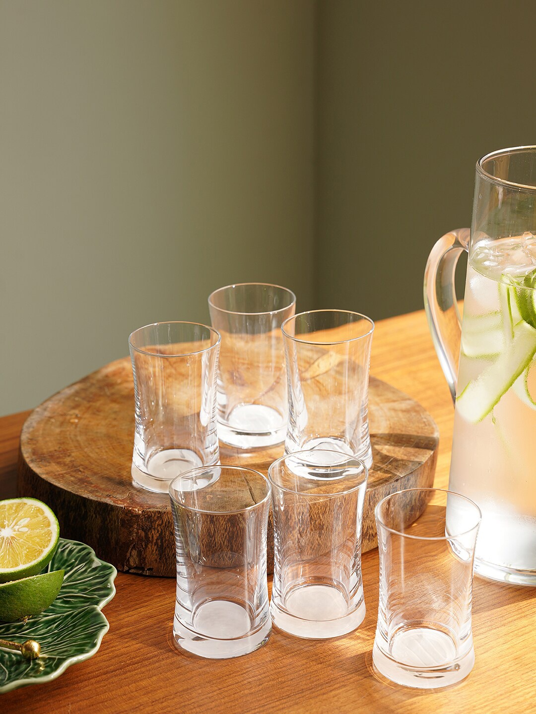 

Pure Home and Living 6 Pieces Transparent Curved Glass Drinking Glasses