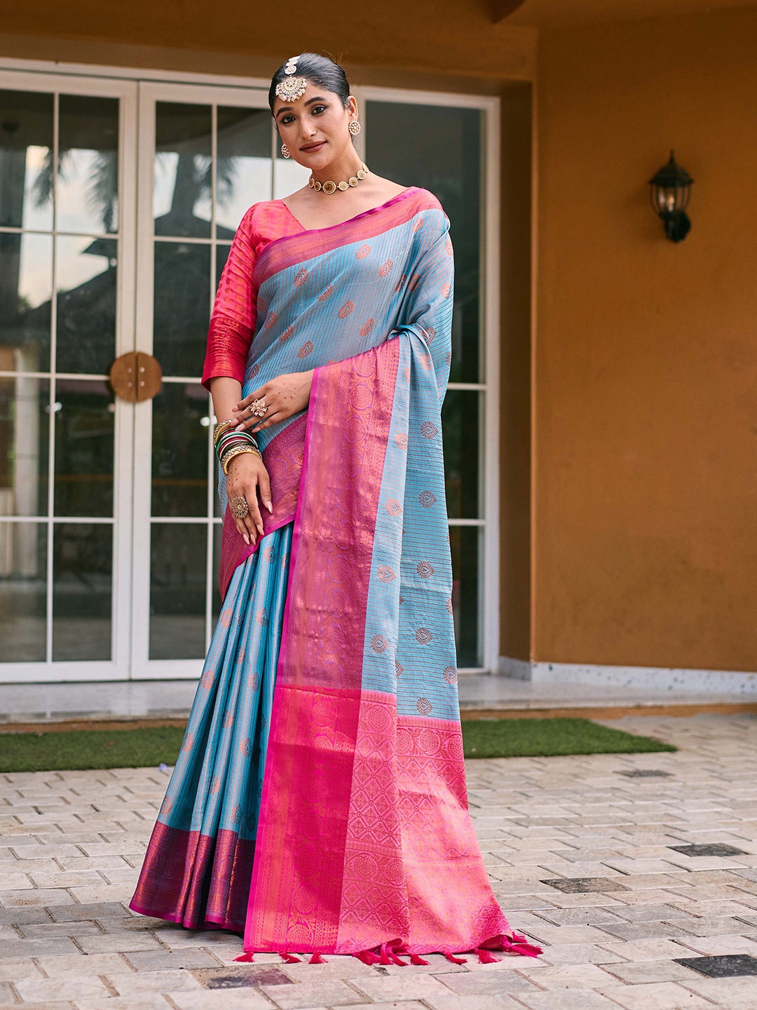 

Mitera Woven Design Zari Silk Kanjeevaram Saree, Blue