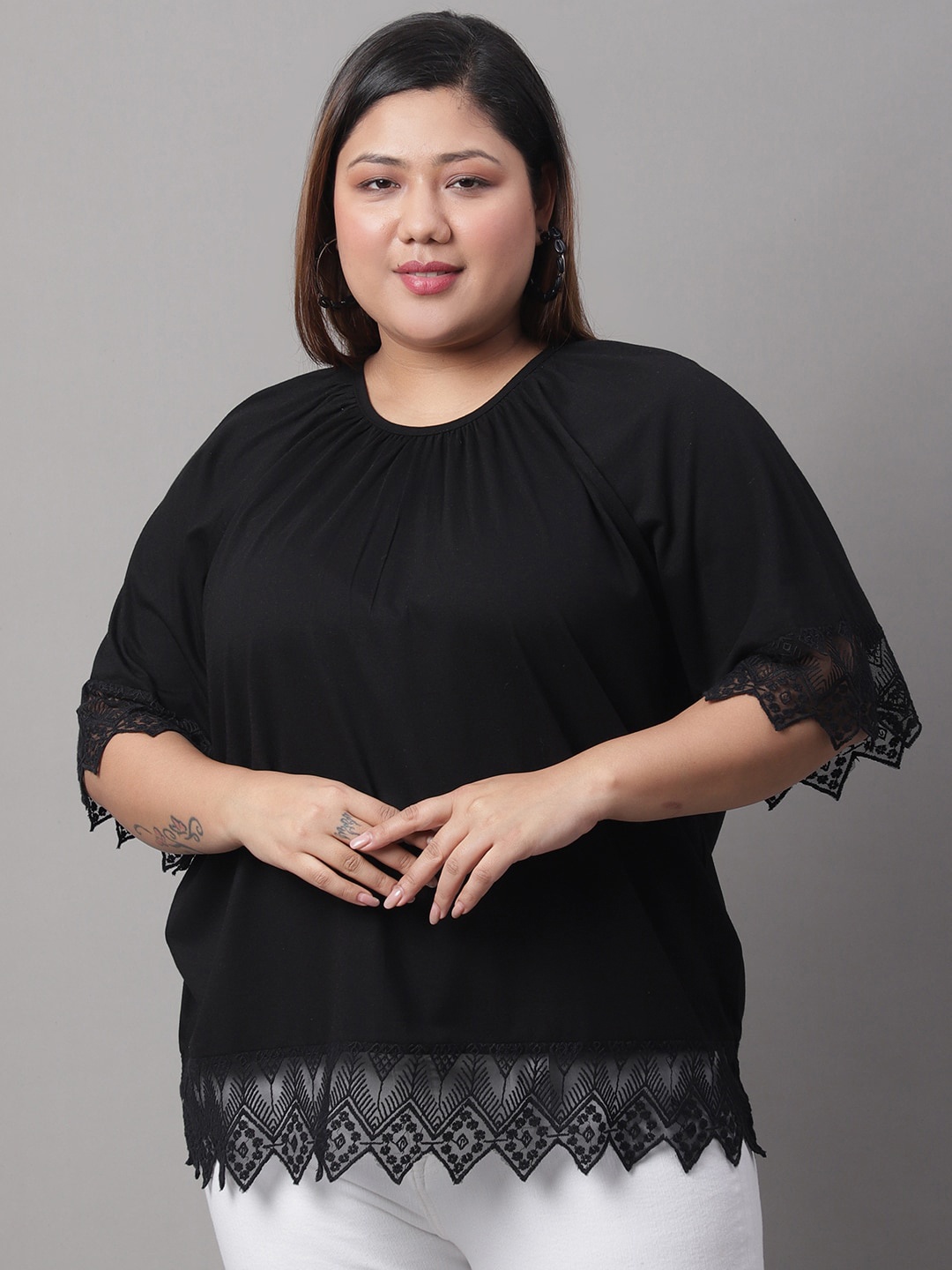 

Rute Plus Size Raglan Sleeves Laced Cotton Top, Black