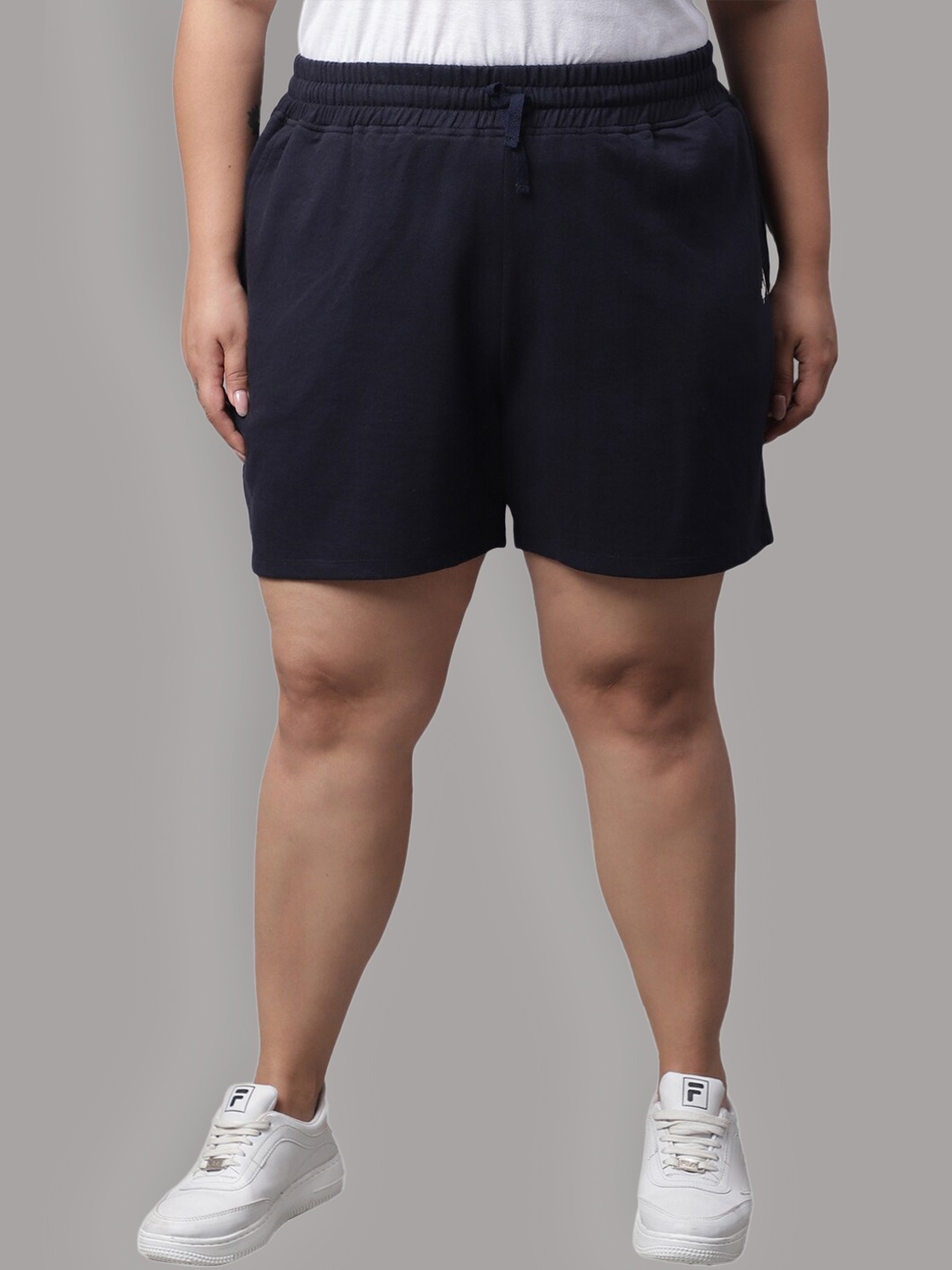 

Rute Women Mid-Rise Cotton Sports Shorts, Black