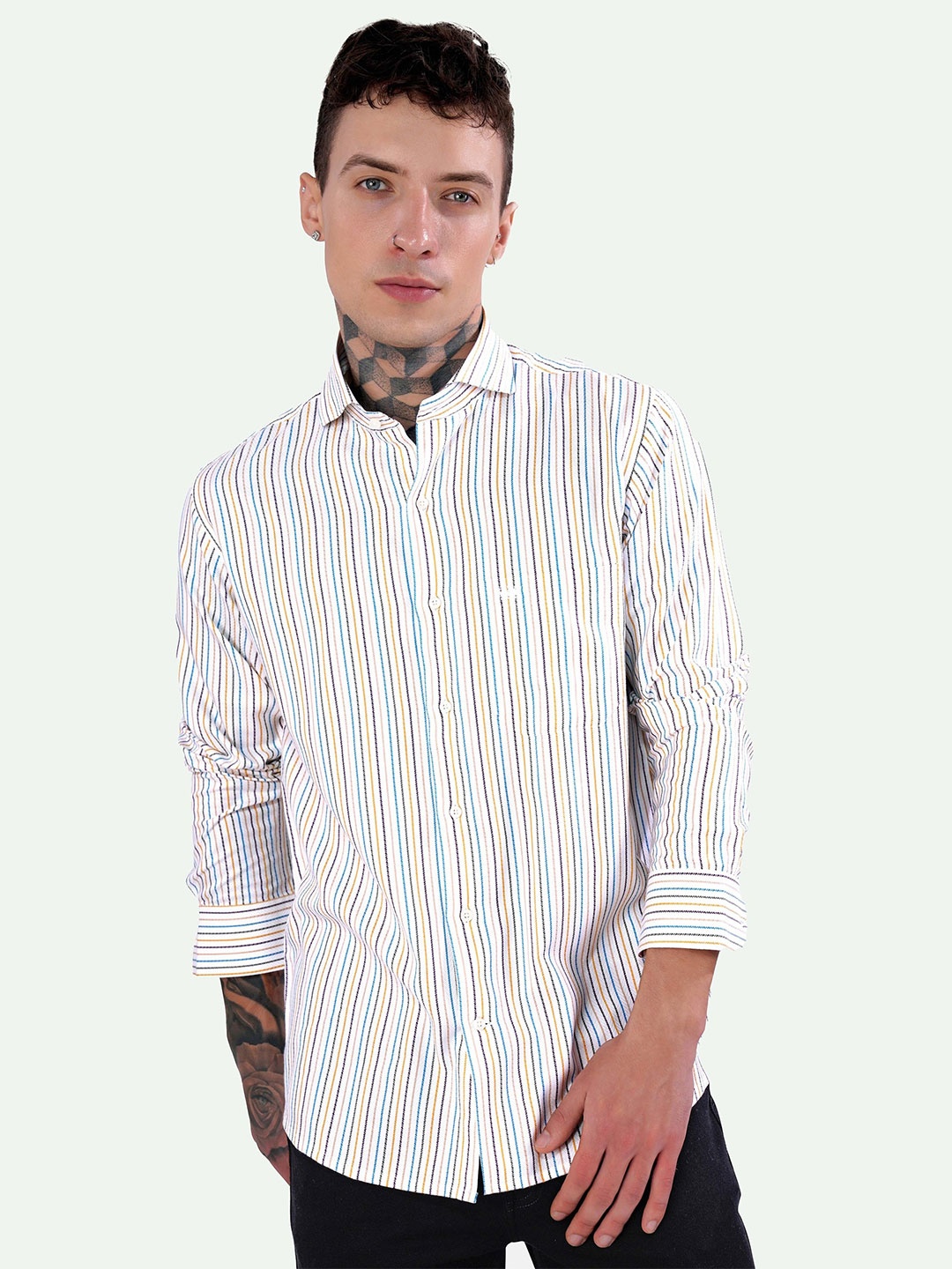 

FRENCH CROWN Standard Vertical Striped Cutaway Collar Cotton Casual Shirt, White