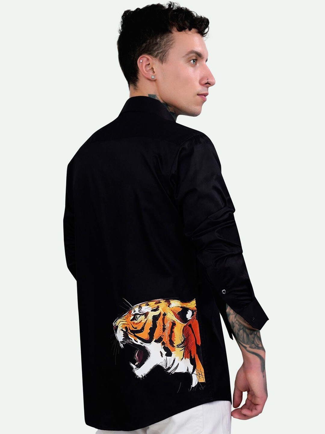 

FRENCH CROWN Standard Graphic Printed Casual Giza Cotton Shirt, Black