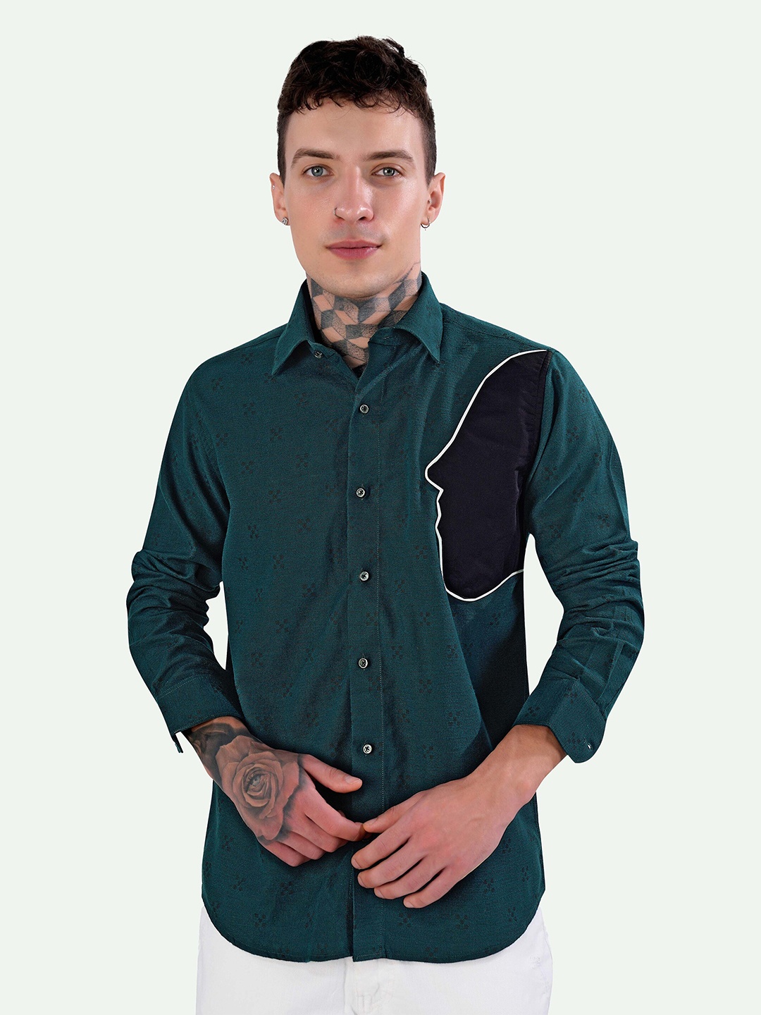 

FRENCH CROWN Standard Absatrct Opaque Printed Cotton Casual Shirt, Green