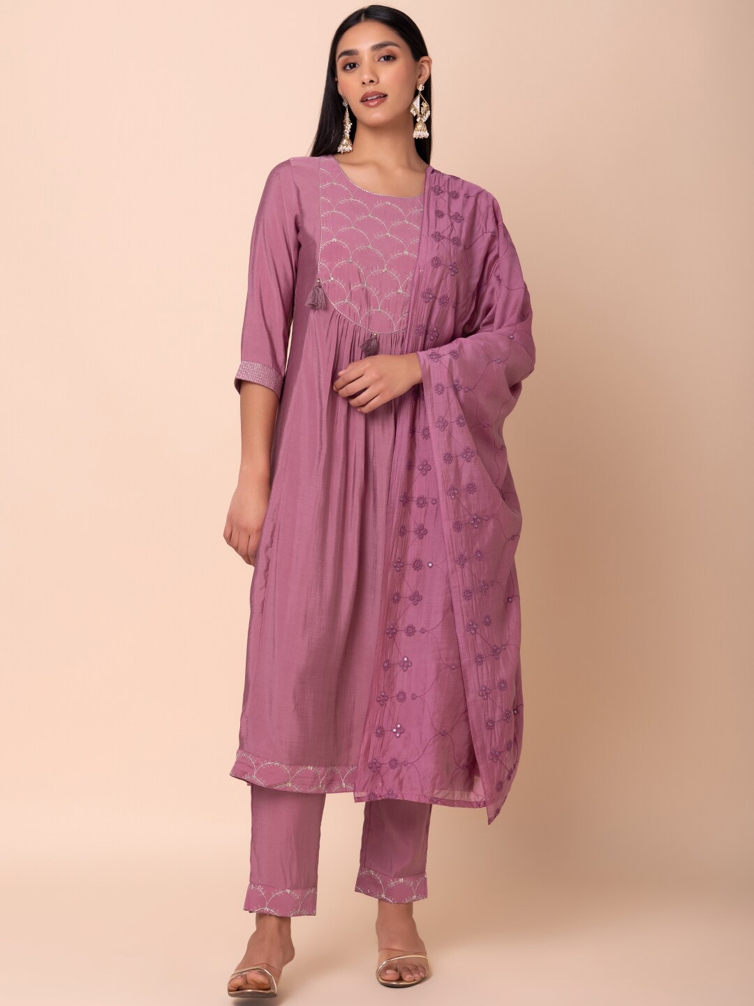 

INDYA Embroidered A-Line Kurta With Trouser & Dupatta, Purple