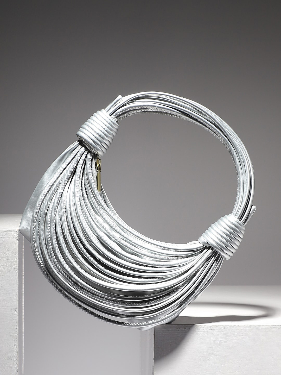 

HAUTE SAUCE by Campus Sutra Textured Structured Handheld Bag, Silver