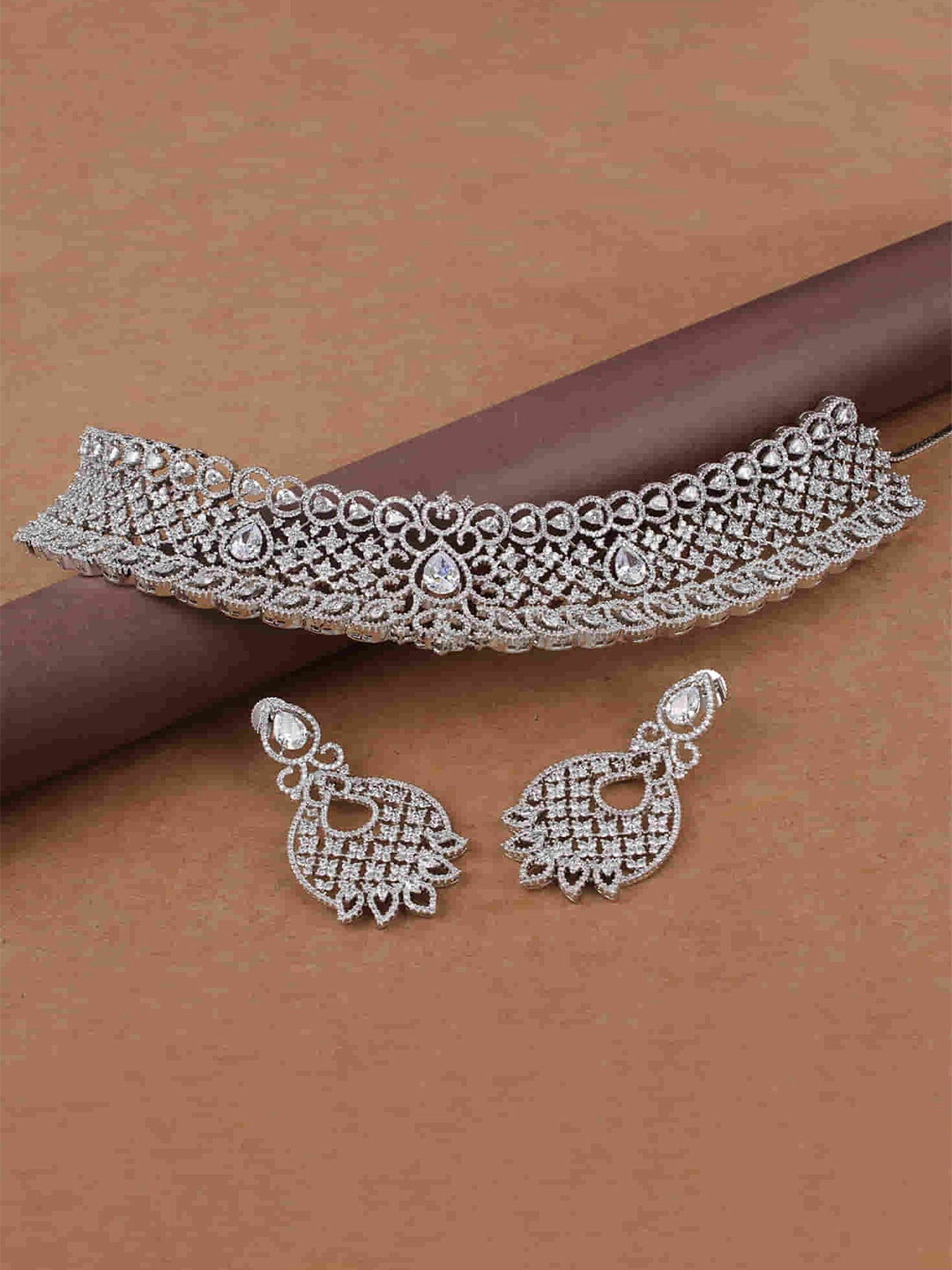 

Mirana Rhodium-Plated Necklace And Earrings, Silver