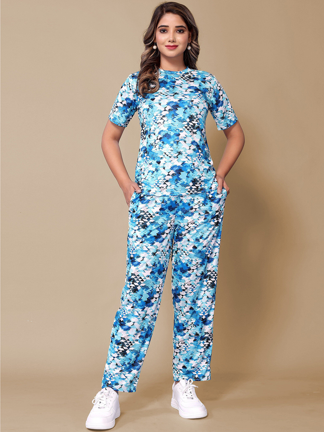 

BAESD Printed Round-Neck T-shirt With Trousers, Blue