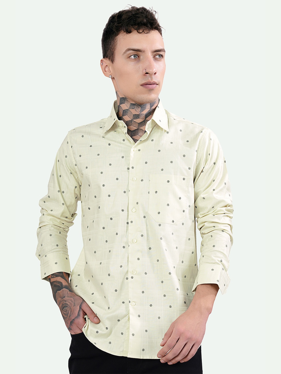 

FRENCH CROWN Standard Geometric Printed Cotton Casual Shirt, Cream