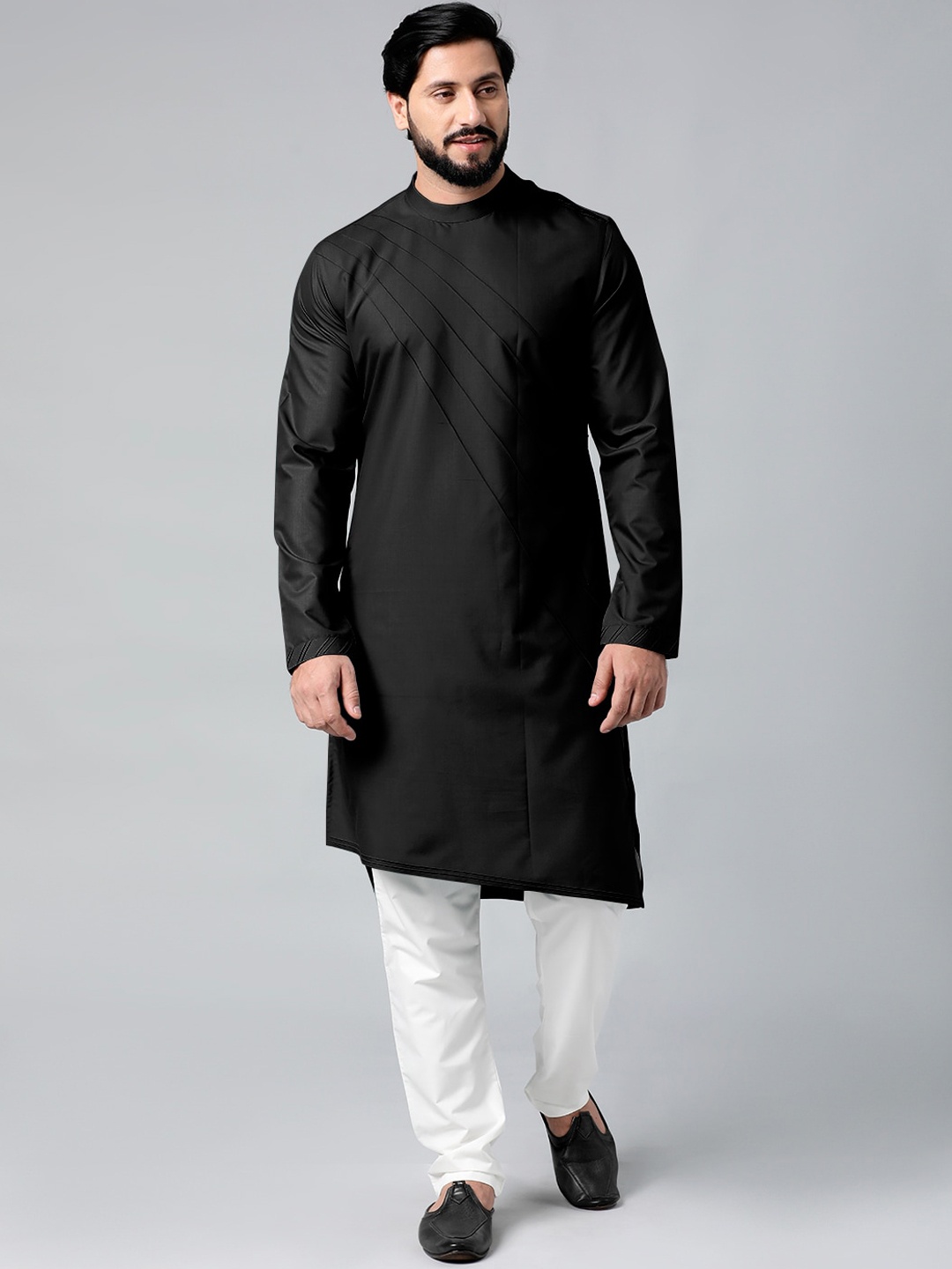 

TheEthnic.Co Regular Pure Cotton Kurta with Pyjamas, Black