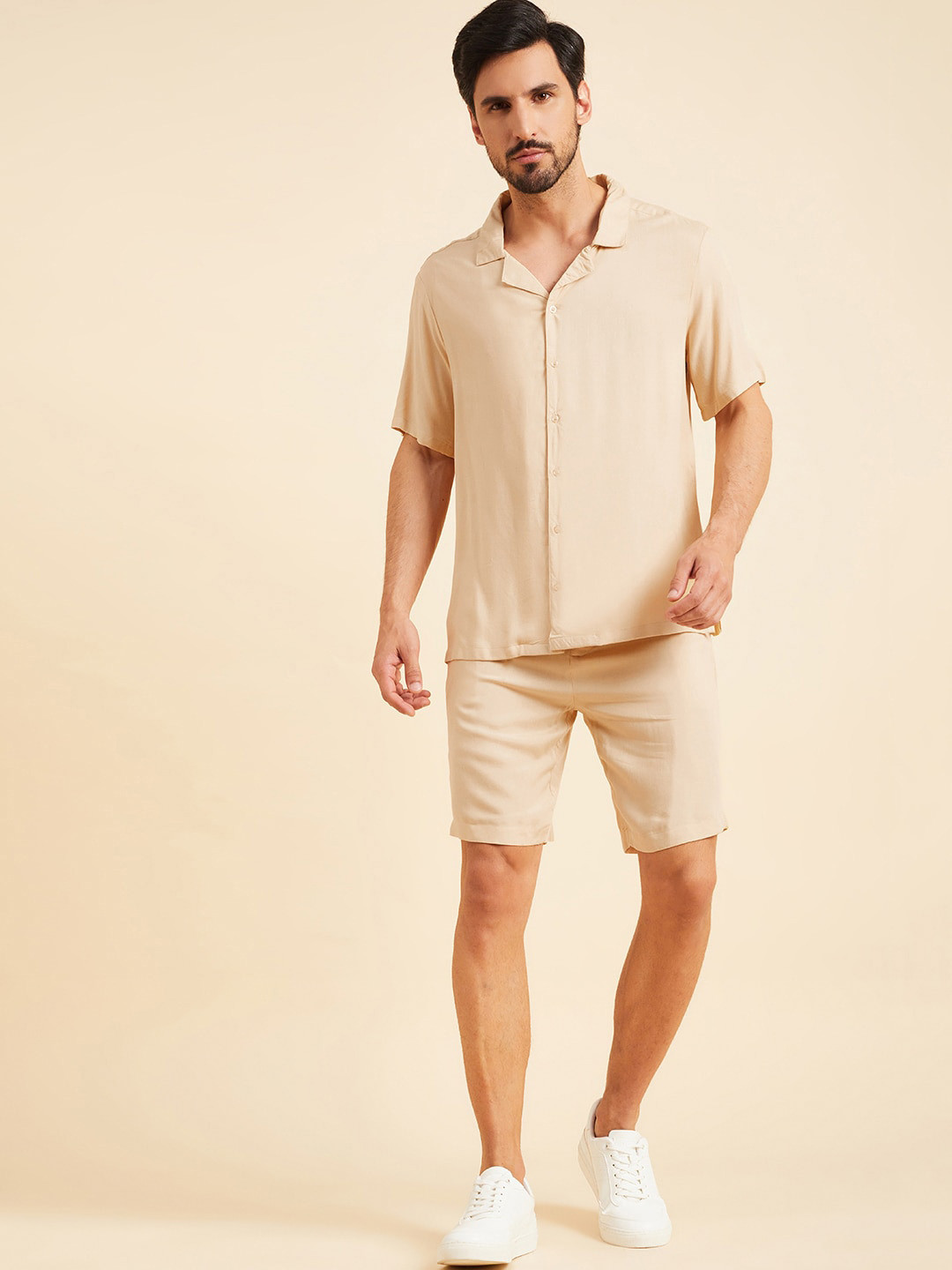 

Sangria Shirt Collar Short Sleeves Shirt & Shorts, Beige