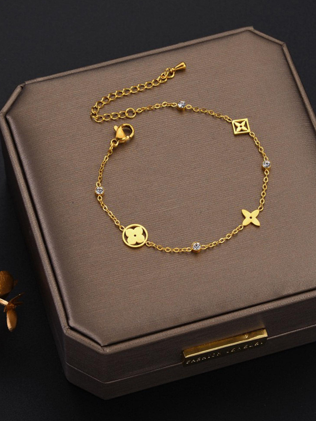 

MYKI Women Gold-Plated Cubic Zirconia Link Bracelet
