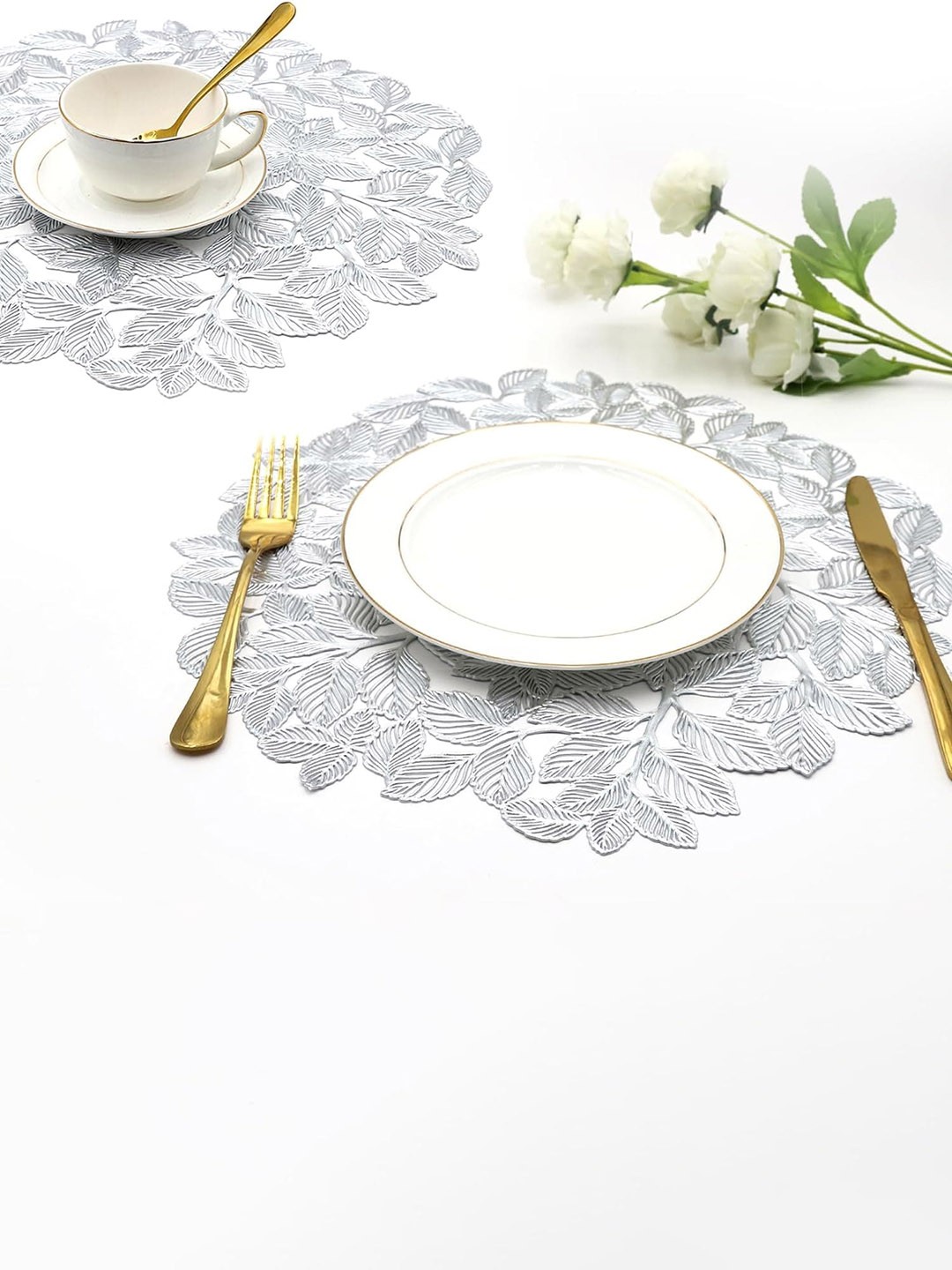 

Dakshya Industries Silver Toned 6 Pieces Round Kitchen Table Placemats