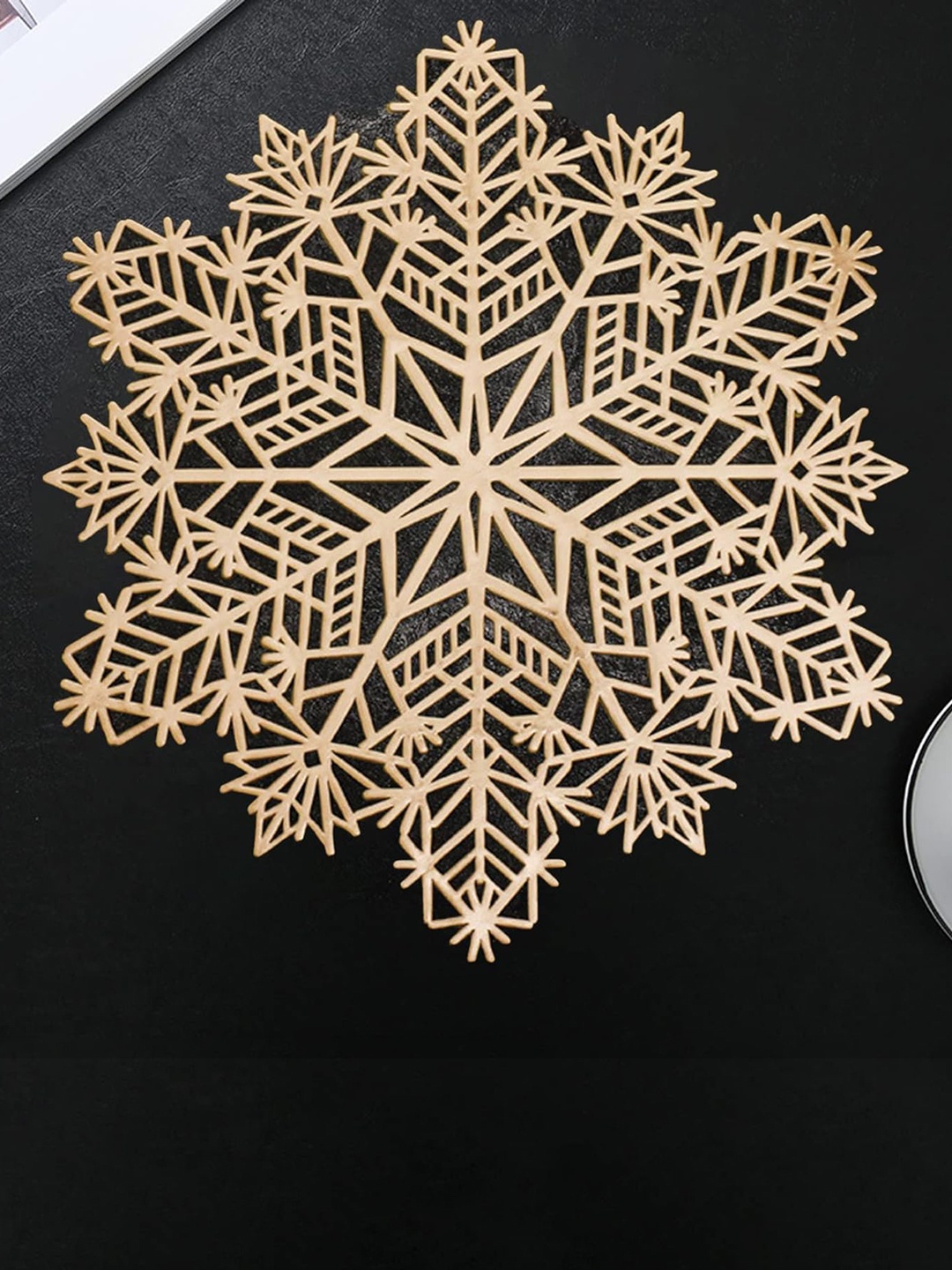 

Dakshya Industries Gold Toned 6 Pieces Round Kitchen Table Placemats