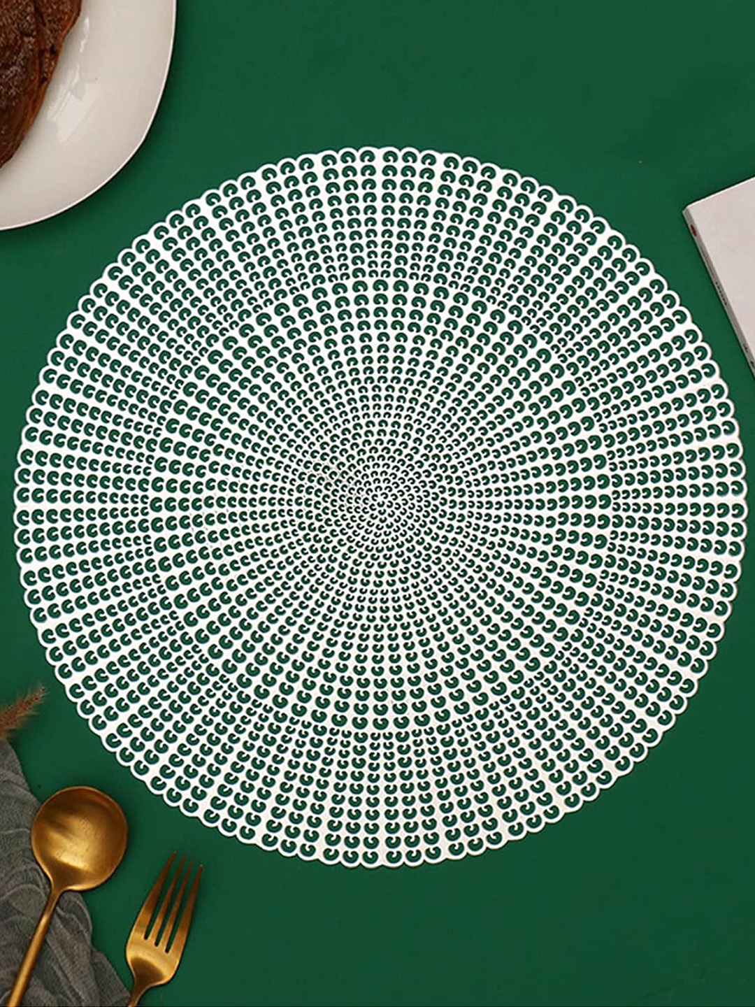 

Dakshya Industries Gold Toned 6 Pieces Round Kitchen Table Placemats