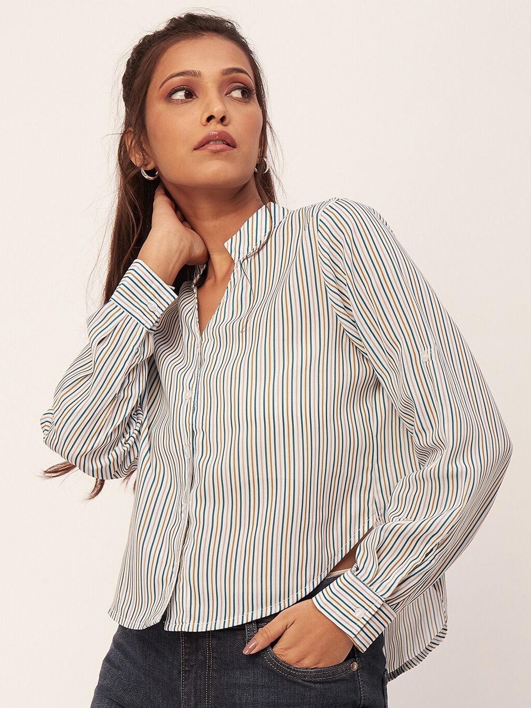 

Moomaya Mandarin Collar Vertical Striped Opaque Casual Shirt, White