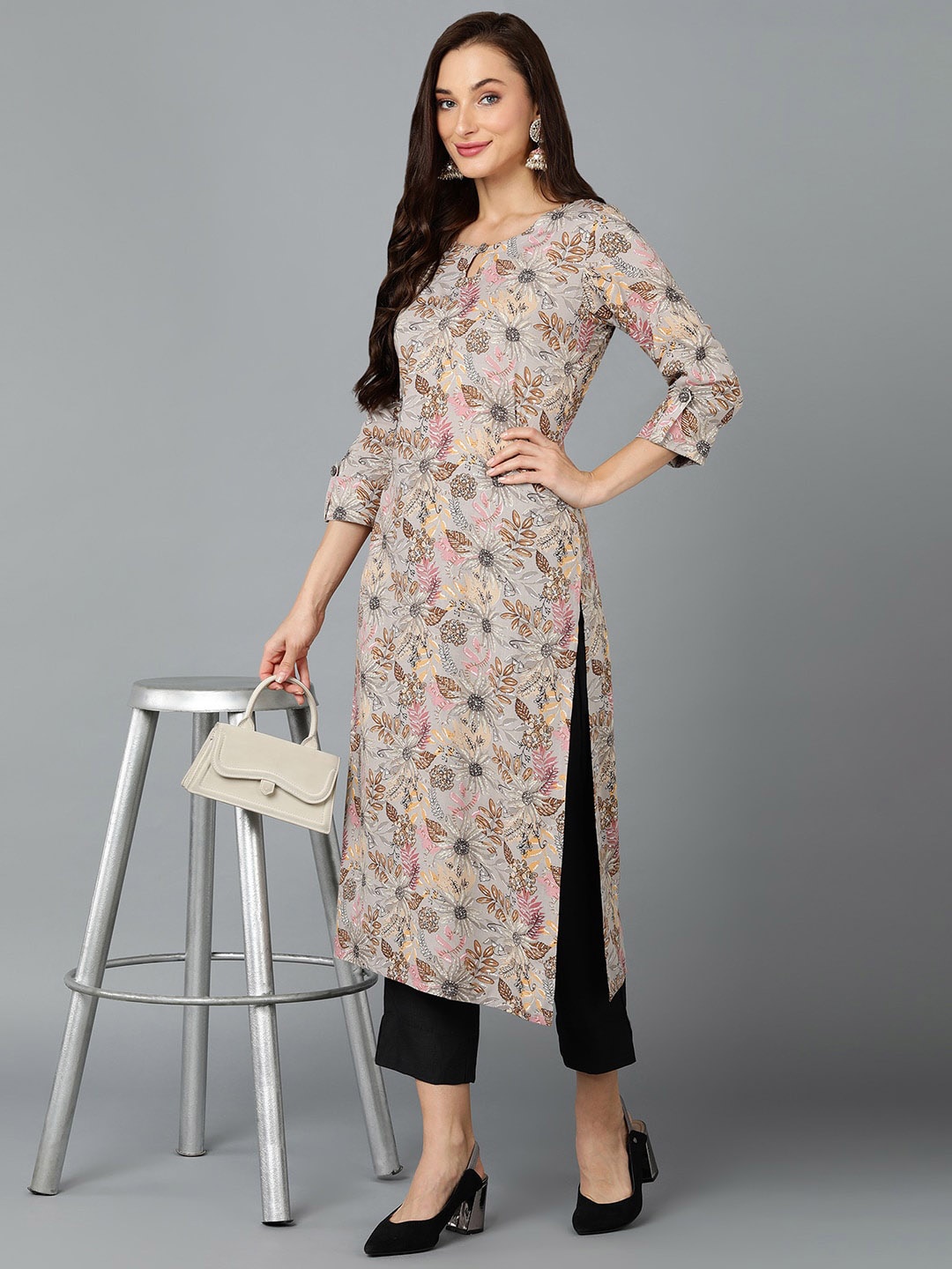 

AHIKA Floral Printed Keyhole Neck Thread Work Kurta, Grey