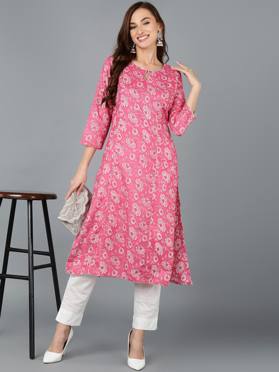 

AHIKA Pink Ethnic Motifs Printed Keyhole Neck Gotta Patti Cotton Kurta